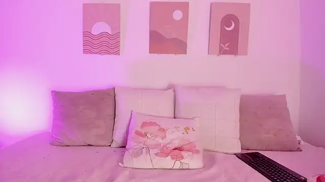 Mia Heartt online show from January 9, 2025, 7:08 pm