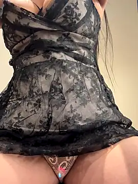 ScarletAss online show from November 8, 2025, 3:01 pm