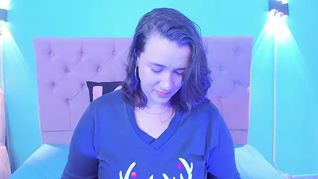 kyoakane online show from December 22, 2024, 3:44 am