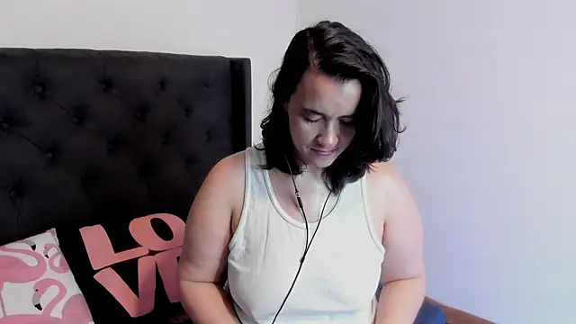 kyoakane online show from February 27, 2025, 5:24 am