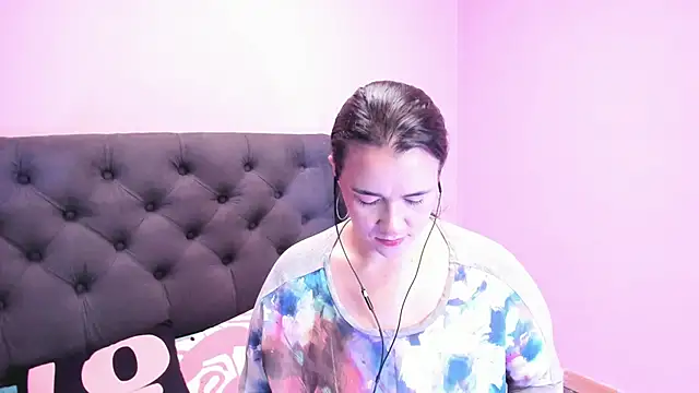 kyoakane online show from March 22, 2025, 8:48 pm