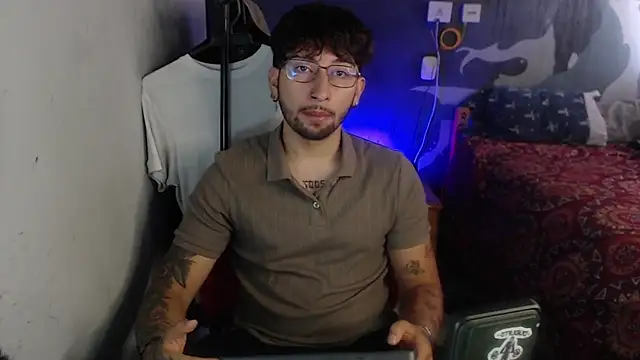 Dereck Dickson online show from November 9, 2025, 4:05 pm