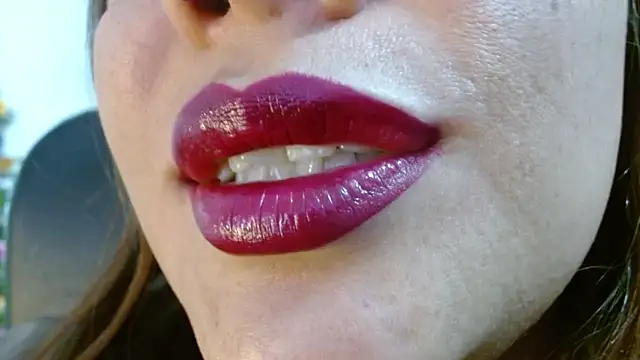 miss evoleth2 online show from February 18, 2026, 3:52 pm