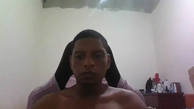 Daaniel593 online show from April 21, 2026, 4:23 pm