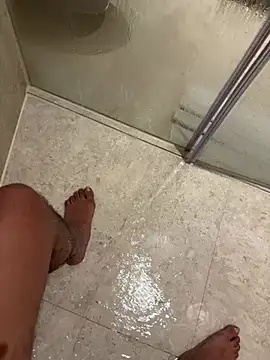 Rahulroy96 online show from January 22, 2025, 4:23 am