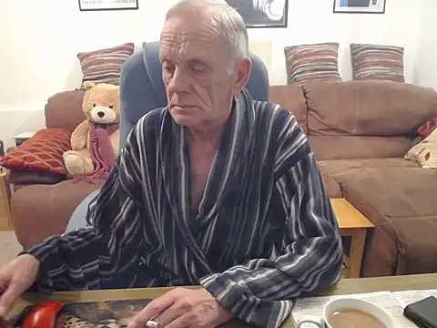 Snapshot of Ferret7777 chatting on November 7, 2025, 10:10 pm Ferret7777 online show from November 7, 2025, 10:10 pm