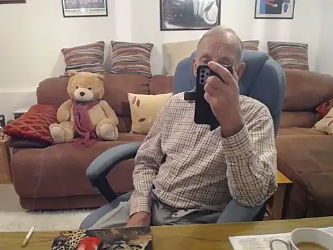 Snapshot of Ferret7777 chatting on November 9, 2025, 7:01 pm Ferret7777 online show from November 9, 2025, 7:01 pm