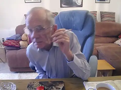 Snapshot of Ferret7777 chatting on November 23, 2025, 11:21 am Ferret7777 online show from November 23, 2025, 11:21 am