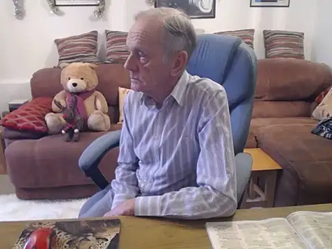 Snapshot of Ferret7777 chatting on December 5, 2025, 2:58 pm Ferret7777 online show from December 5, 2025, 2:58 pm