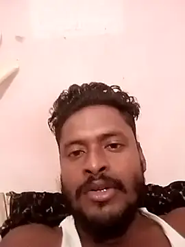 Snapshot of desicockblack chatting on December 6, 2024, 5:22 pm desicockblack online show from December 6, 2024, 5:22 pm