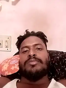 Snapshot of desicockblack chatting on December 8, 2024, 4:07 pm desicockblack online show from December 8, 2024, 4:07 pm