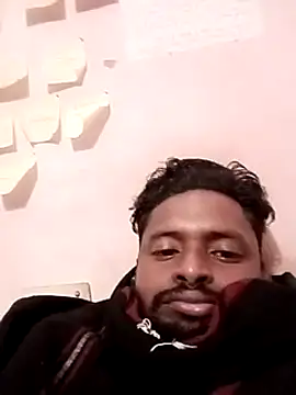 Snapshot of desicockblack chatting on December 11, 2024, 3:37 pm desicockblack online show from December 11, 2024, 3:37 pm