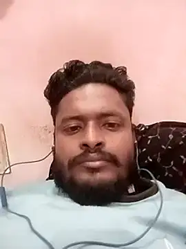 Snapshot of desicockblack chatting on December 14, 2024, 8:23 am desicockblack online show from December 14, 2024, 8:23 am