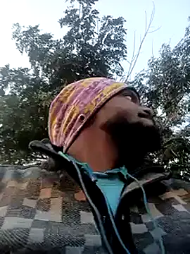 Snapshot of desicockblack chatting on January 2, 2025, 10:58 am desicockblack online show from January 2, 2025, 10:58 am