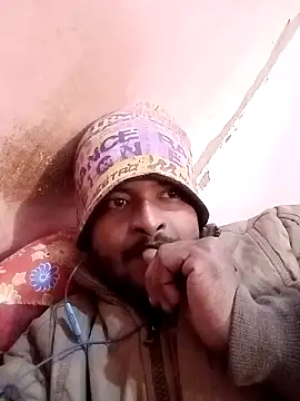 Snapshot of desicockblack chatting on January 8, 2025, 3:50 pm desicockblack online show from January 8, 2025, 3:50 pm