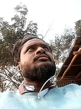 Snapshot of desicockblack chatting on January 27, 2025, 9:44 am desicockblack online show from January 27, 2025, 9:44 am