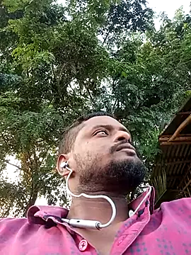 Snapshot of desicockblack chatting on October 12, 2025, 11:09 am desicockblack online show from October 12, 2025, 11:09 am