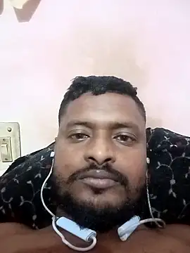 Snapshot of desicockblack chatting on November 17, 2025, 5:30 pm desicockblack online show from November 17, 2025, 5:30 pm