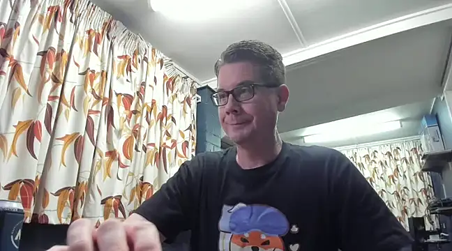 Snapshot of tilobinder chatting on December 26, 2024, 1:32 pm tilobinder online show from December 26, 2024, 1:32 pm