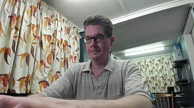 Snapshot of tilobinder chatting on January 14, 2025, 1:28 pm tilobinder online show from January 14, 2025, 1:28 pm