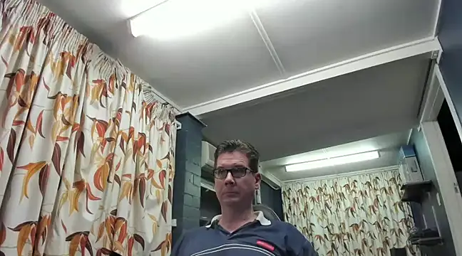 Snapshot of tilobinder chatting on January 21, 2025, 1:00 pm tilobinder online show from January 21, 2025, 1:00 pm