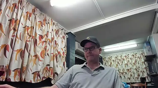 Snapshot of tilobinder chatting on March 3, 2025, 12:37 pm tilobinder online show from March 3, 2025, 12:37 pm