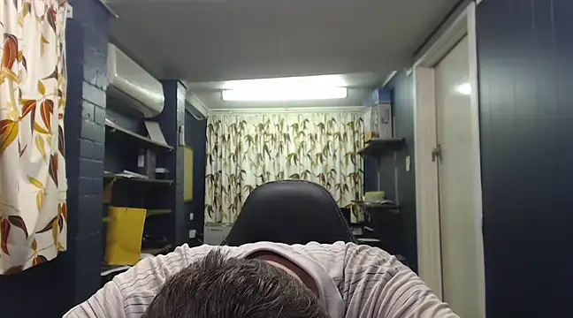 Snapshot of tilobinder chatting on March 21, 2025, 6:18 pm tilobinder online show from March 21, 2025, 6:18 pm