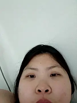 hello098712 online show from March 6, 2026, 9:17 am