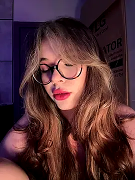 Snapshot of CutiePie3 chatting on September 18, 2025, 11:29 pm CutiePie3 online show from September 18, 2025, 11:29 pm