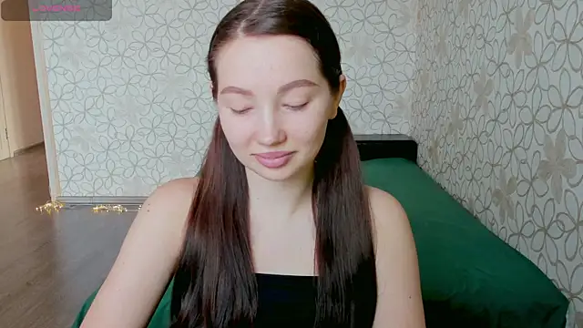 Lissa Cristal online show from April 9, 2026, 8:42 am