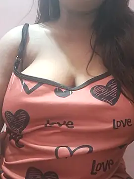 Hot-Anuska online show from April 21, 2026, 4:12 pm