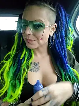 EdgesOfReality online show from November 4, 2025, 7:29 am