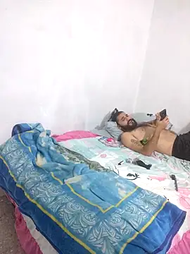 iDogrose21 online show from November 22, 2025, 2:43 am