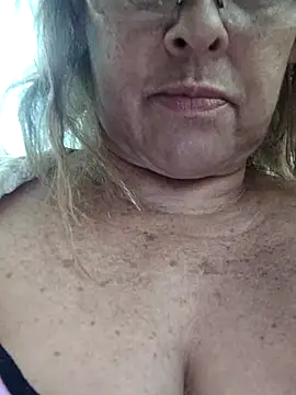 Kasandra Ho online show from February 14, 2026, 2:14 pm