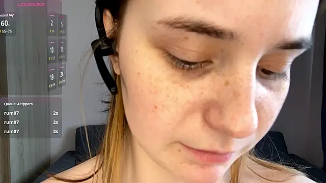 Snapshot of EditaBumford chatting on April 23, 2026, 12:29 pm EditaBumford online show from April 23, 2026, 12:29 pm