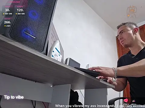 dragon1006 online show from January 6, 2026, 5:11 am