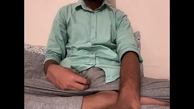 meatycronn online show from November 24, 2025, 2:06 pm