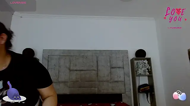 Candy and Jh0n online show from February 11, 2026, 8:03 pm