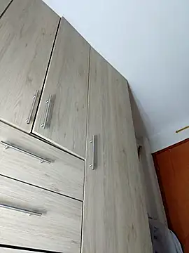 kharoll online show from November 23, 2025, 3:50 am