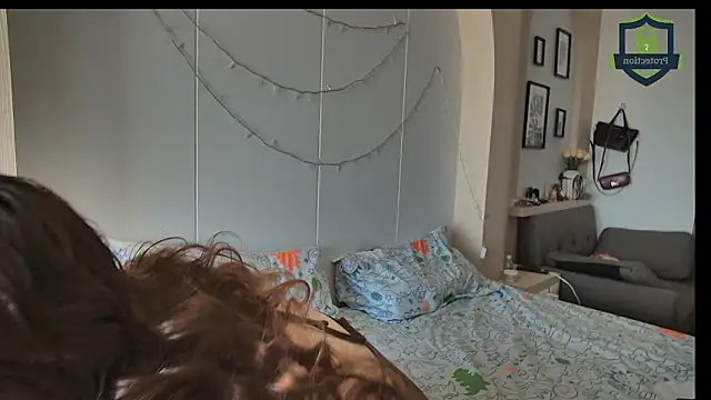 Snapshot of _leediseeeex_ chatting on February 6, 2026, 3:33 am leediseeeex online show from February 6, 2026, 3:33 am