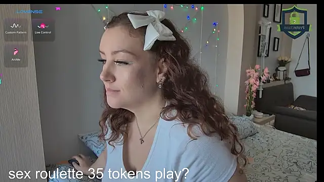 Snapshot of _leediseeeex_ chatting on February 27, 2026, 5:51 am leediseeeex online show from February 27, 2026, 5:51 am