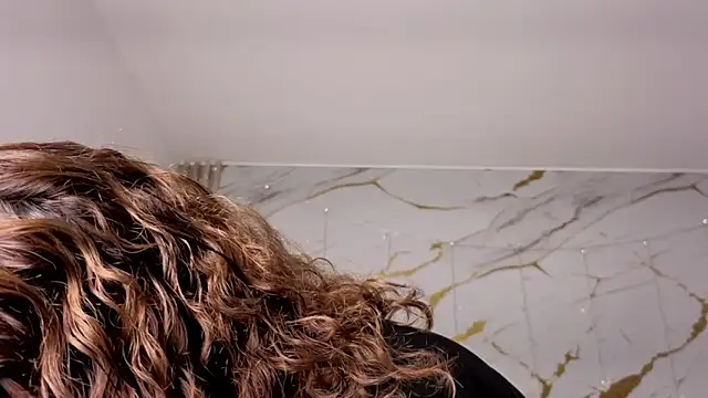 Snapshot of agatha_97_ chatting on February 27, 2026, 2:33 am agatha 97 online show from February 27, 2026, 2:33 am