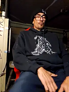 Pumpndeep online show from November 19, 2025, 10:37 am