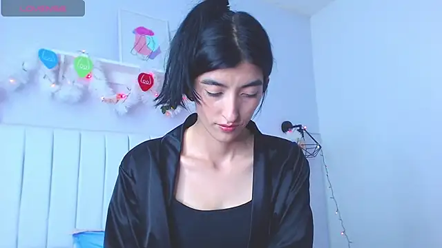 Snapshot of Thalia-megg chatting on December 15, 2024, 11:34 am Thalia-megg online show from December 15, 2024, 11:34 am