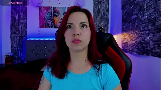 tatiana sc online show from February 17, 2025, 1:21 pm