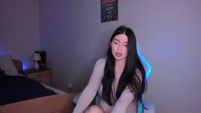 AdellaLoveX online show from October 30, 2025, 4:58 am