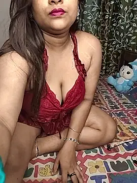 Hottyalia online show from October 5, 2025, 12:31 am