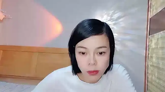 Linda-LL online show from January 28, 2025, 12:22 pm