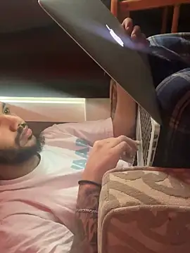 da1jaxx online show from February 11, 2025, 5:07 pm