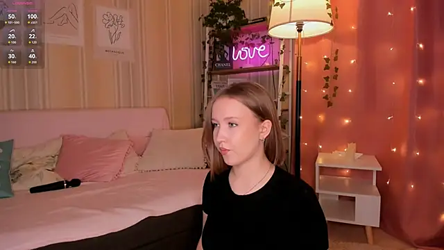 ms evasweet online show from December 2, 2025, 12:32 pm